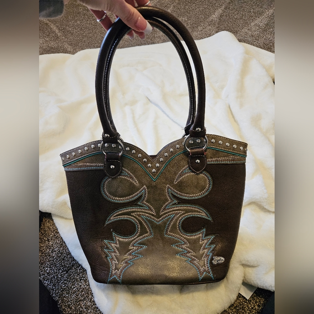 Justin Boots Embroidered Conceal Carry Purse